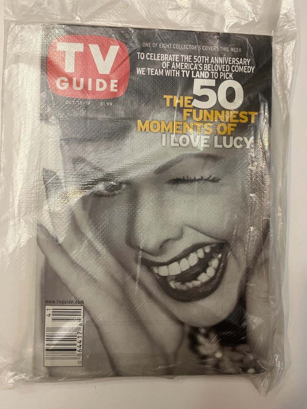 Vintage TV Guides Vol #49 No. 41 October 13-19, 2001 Issue #2533 (FC42-2-D)